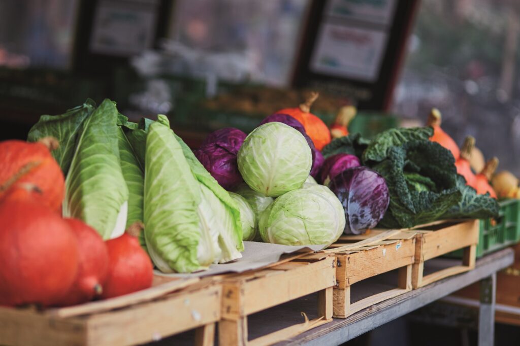 Gemüse in Marktstand