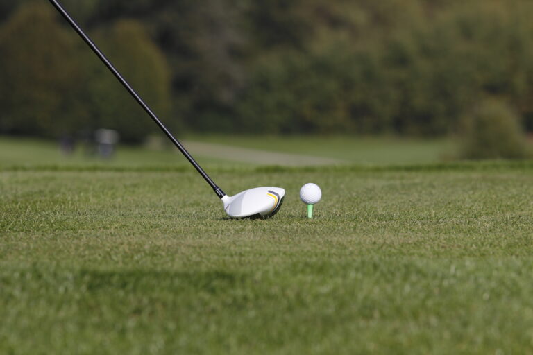 Golfschläger beim Abschlag